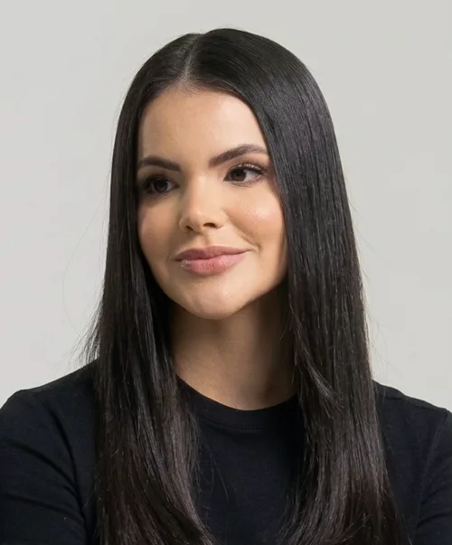 Lívia Caiado